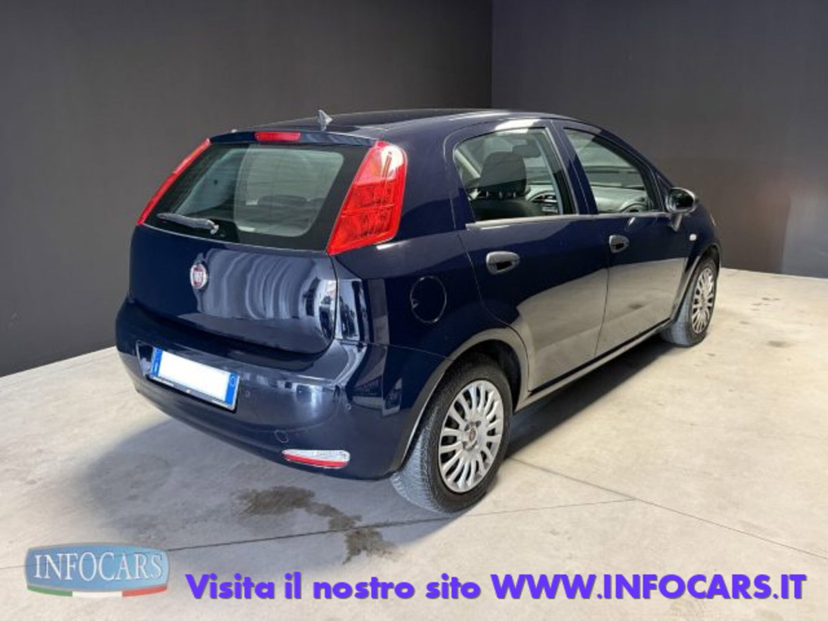 Fiat Punto 1.3 MJT II S&S 95 CV 5 porte Street (4)