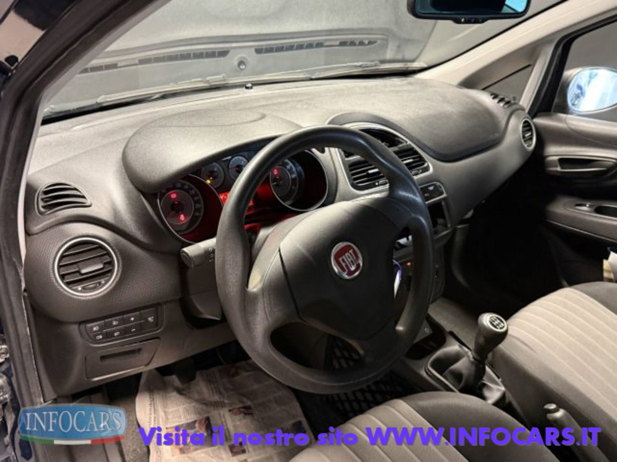 Fiat Punto 1.3 MJT II S&S 95 CV 5 porte Street (9)