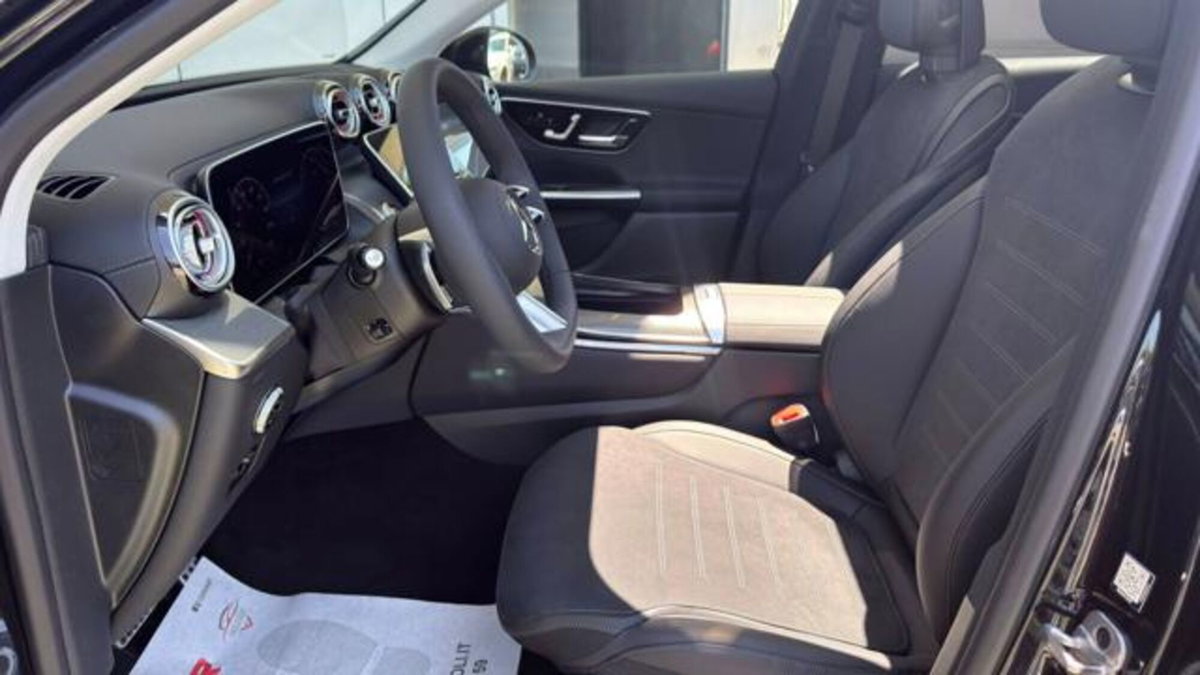 Mercedes-Benz GLC Coupé 220 d AMG Line Premium Plus 4matic auto (13)