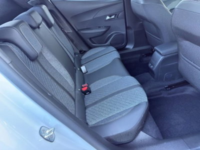 Peugeot 2008 1.2 hybrid Allure 110cv e-dcs6 (13)
