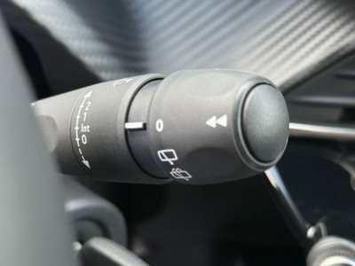 Peugeot 208 1.2 hybrid Active 100cv e-dcs 6 (14)