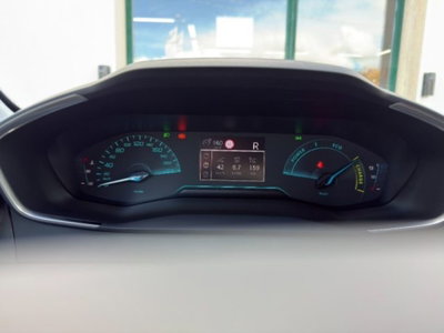 Peugeot 208 1.2 hybrid Active 100cv e-dcs 6 (20)