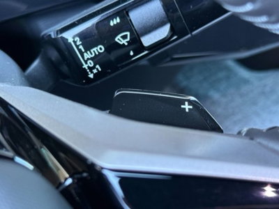 Peugeot 3008 1.2 hybrid Allure 145cv e-dcs6 (19)