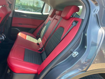 Alfa Romeo Stelvio Stelvio 2.2 Turbodiesel 190 CV AT8 RWD Executive (8)