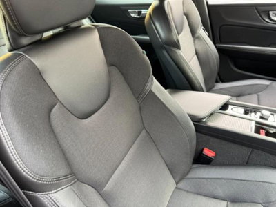 Volvo V60 Cross Country D4 Geartronic Business Plus (14)