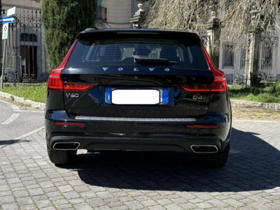 Volvo V60 Cross Country D4 Geartronic Business Plus (3)
