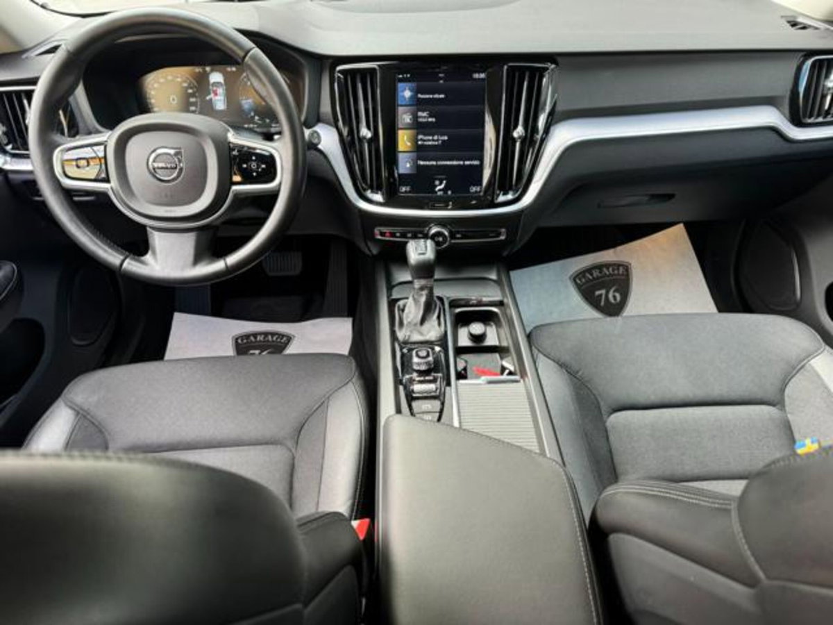 Volvo V60 Cross Country D4 Geartronic Business Plus (6)