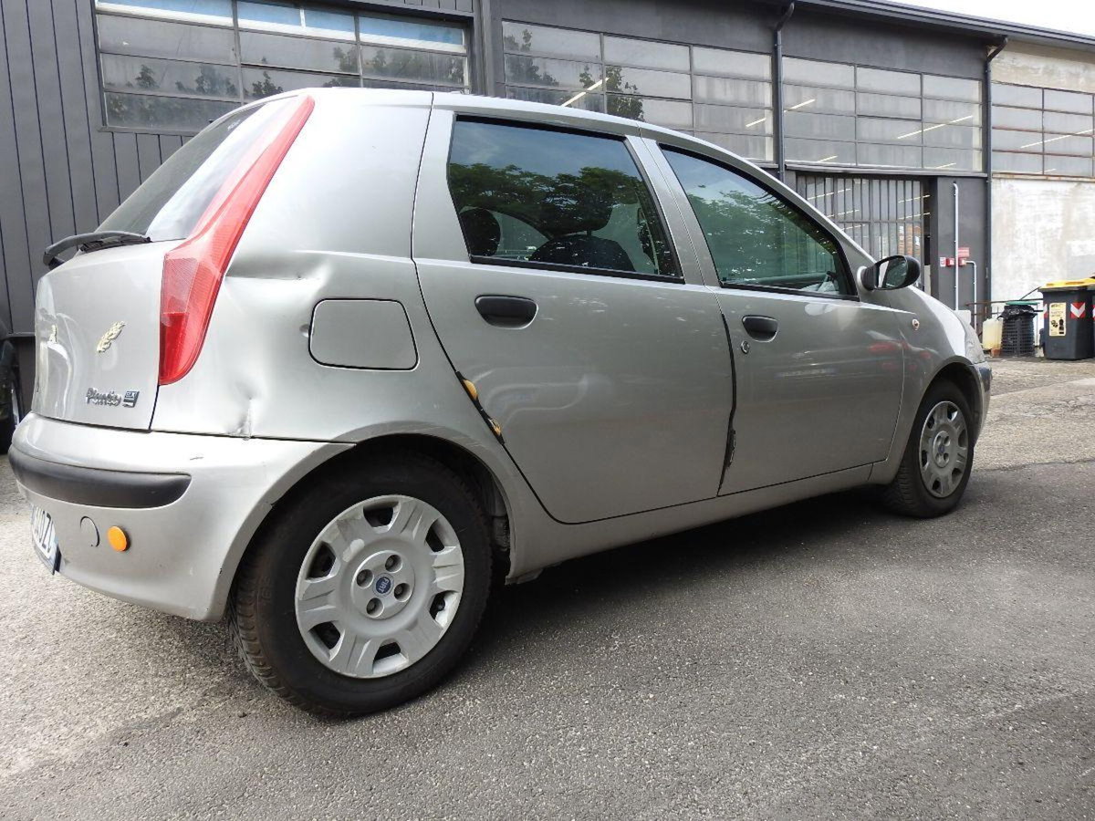 Fiat Punto 1.2 5 porte Actual (4)