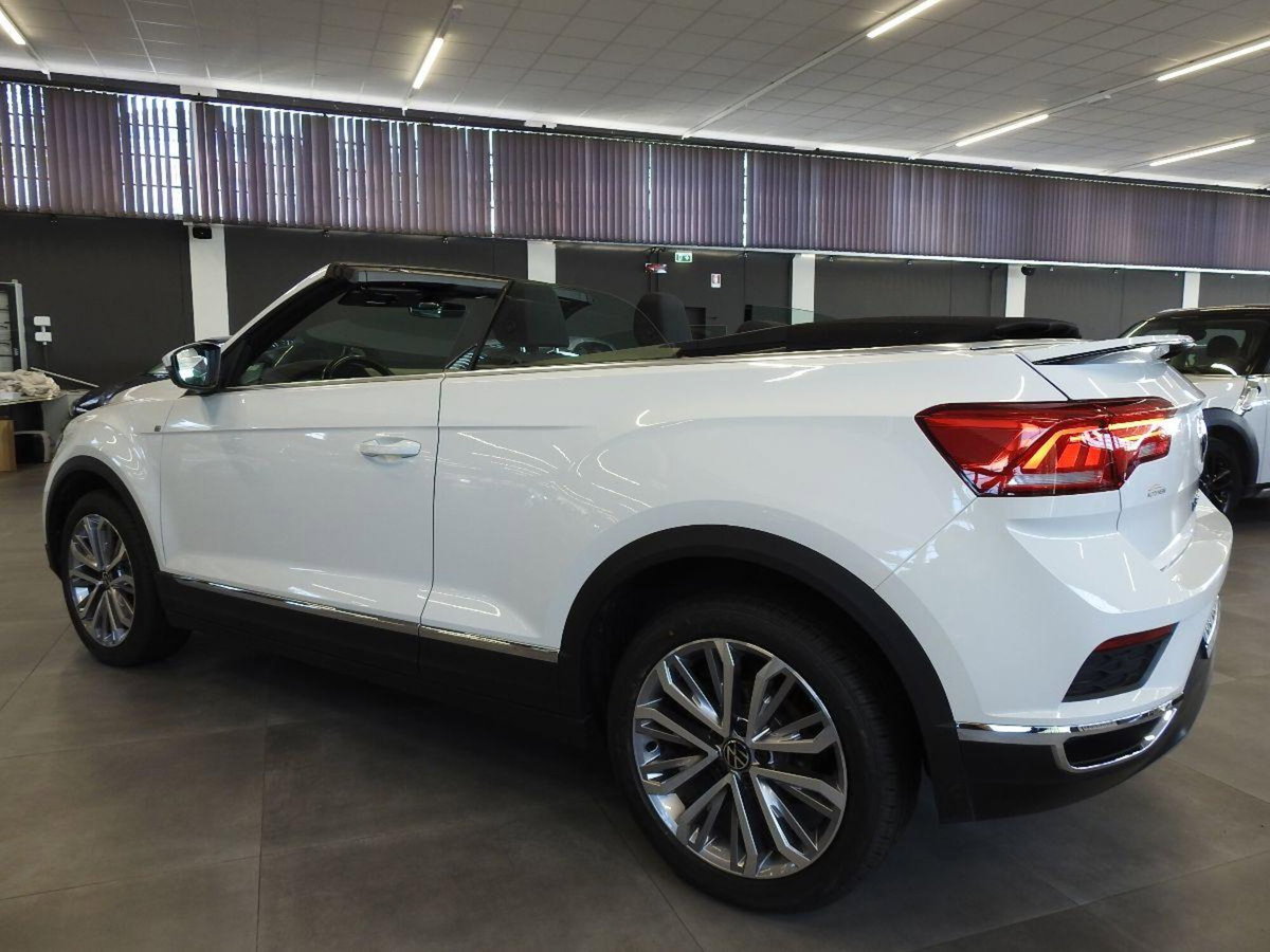 Volkswagen T-Roc 1.0 TSI Style (2)
