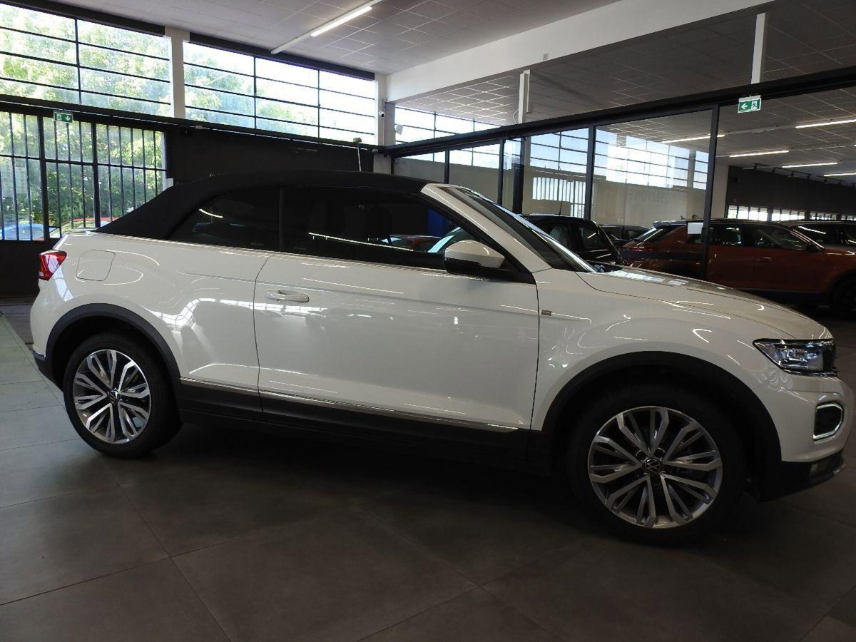 Volkswagen T-Roc 1.0 TSI Style (8)