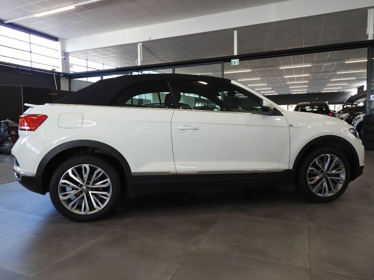 Volkswagen T-Roc 1.0 TSI Style (9)