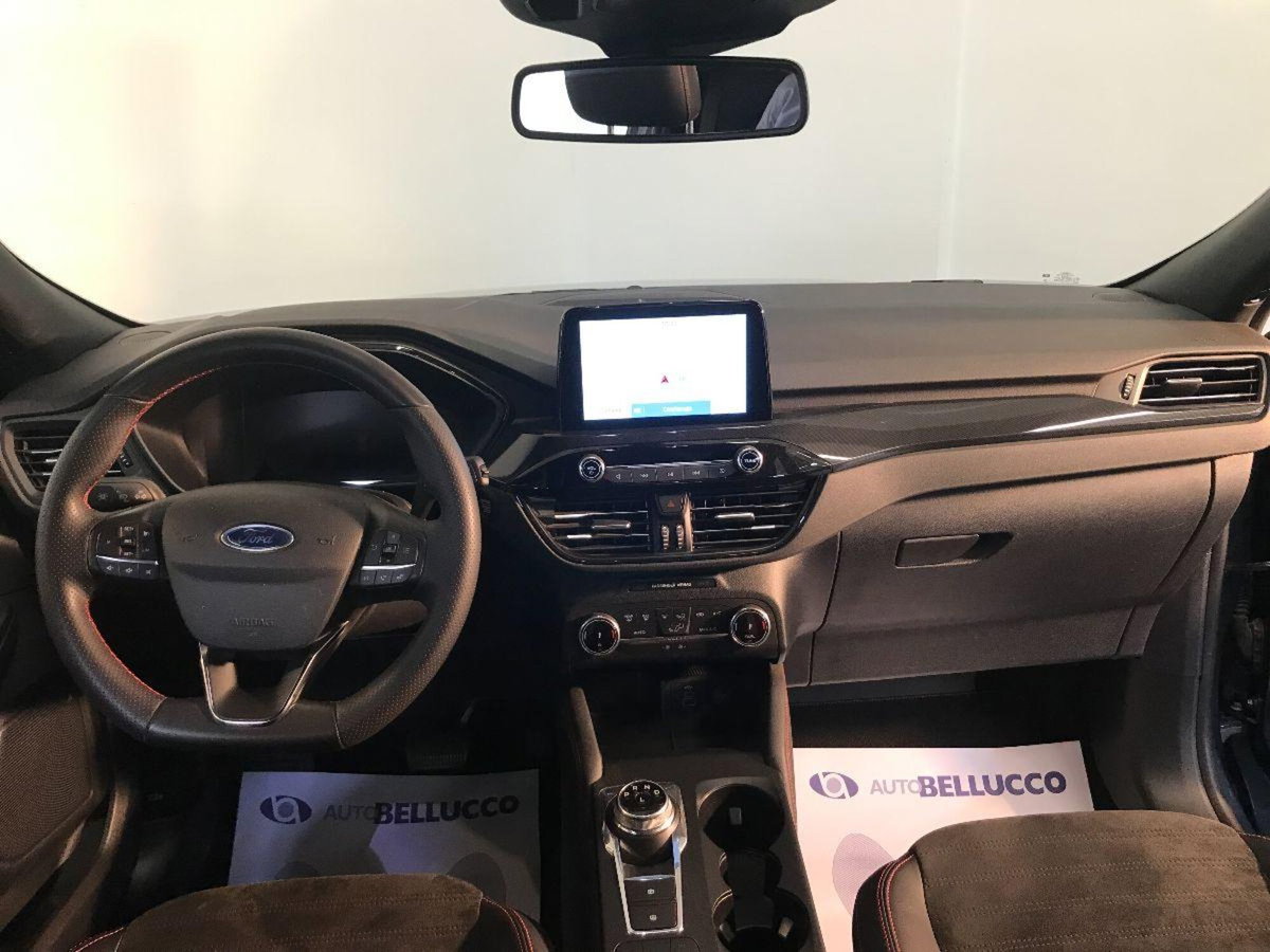 Ford Kuga 2.5 Plug In Hybrid 225 CV CVT 2WD ST-Line X Design (19)