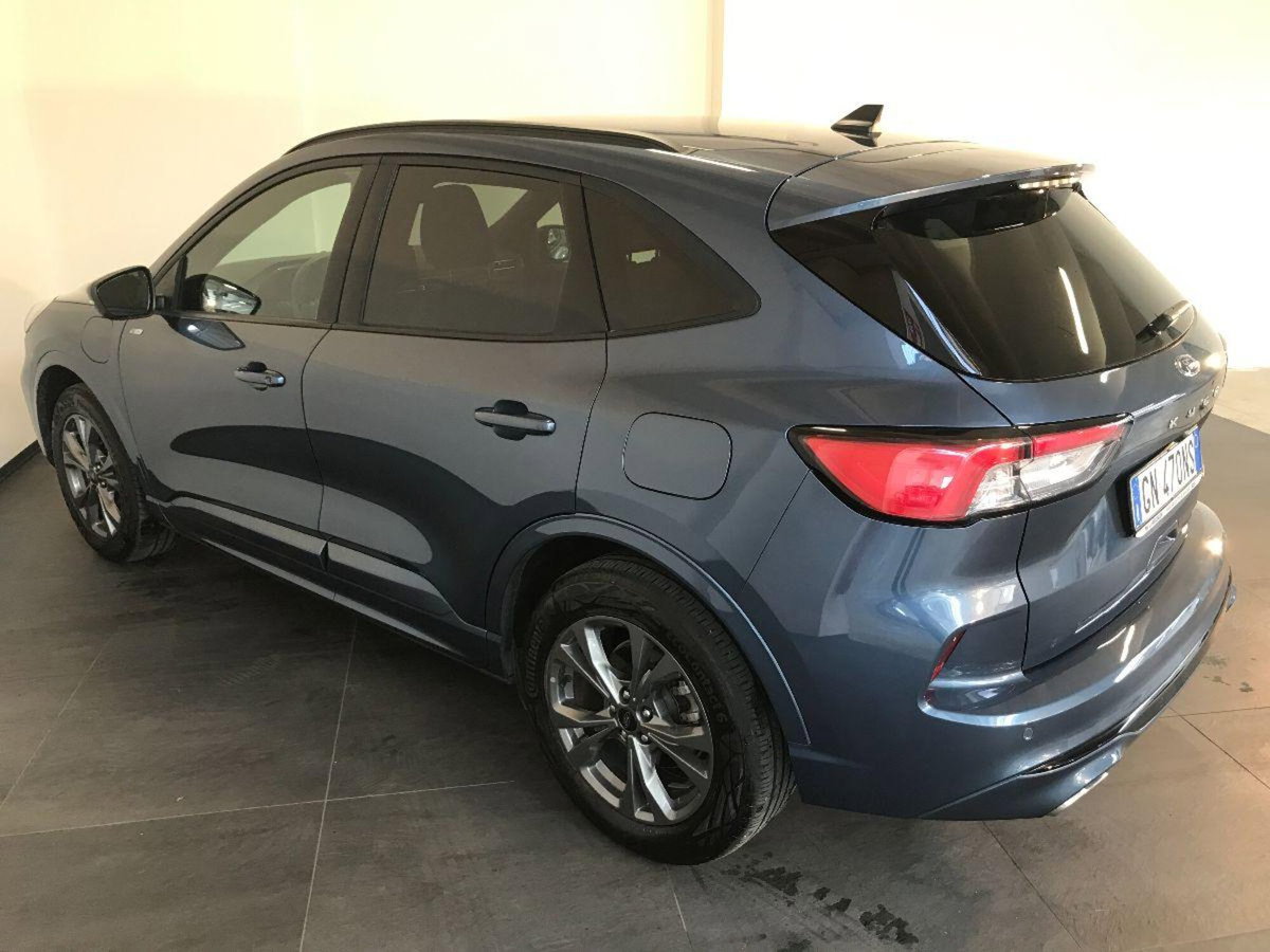 Ford Kuga 2.5 Plug In Hybrid 225 CV CVT 2WD ST-Line X Design (5)