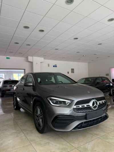 Mercedes-Benz GLA SUV 220 d Automatic 4Matic Premium (2)