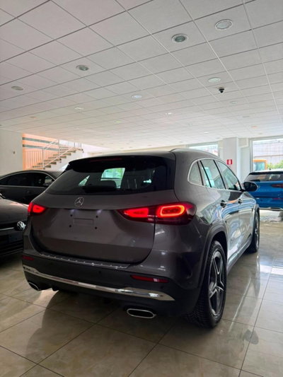 Mercedes-Benz GLA SUV 220 d Automatic 4Matic Premium (5)