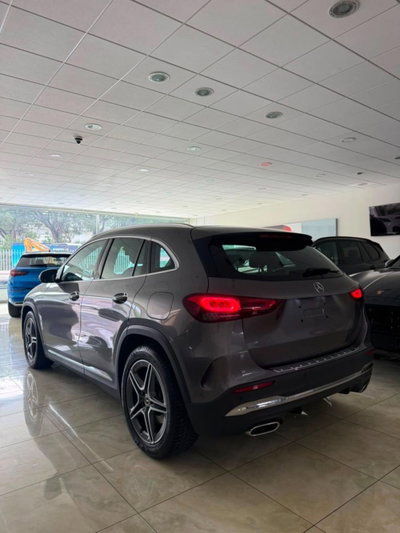Mercedes-Benz GLA SUV 220 d Automatic 4Matic Premium (6)