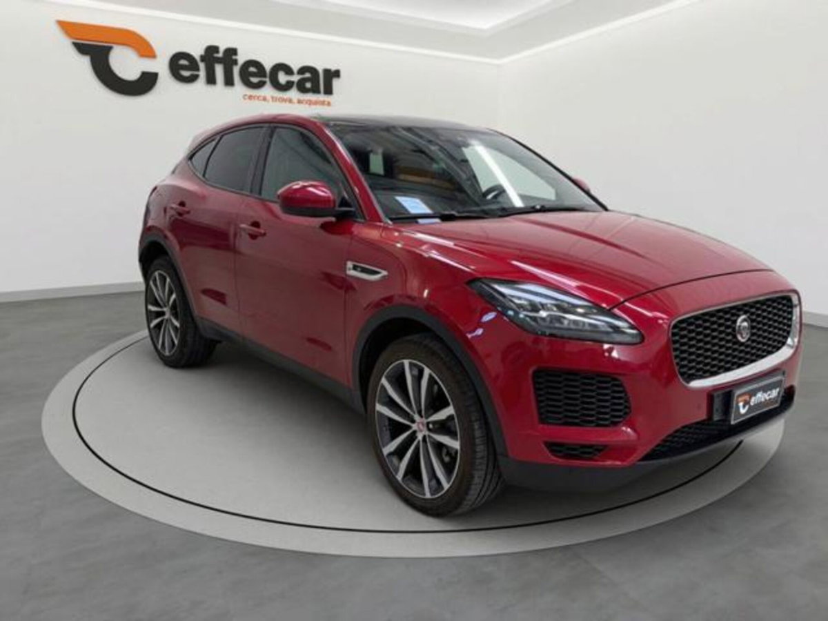 Jaguar E-Pace 2.0D 150 CV AWD aut. R-Dynamic HSE (3)