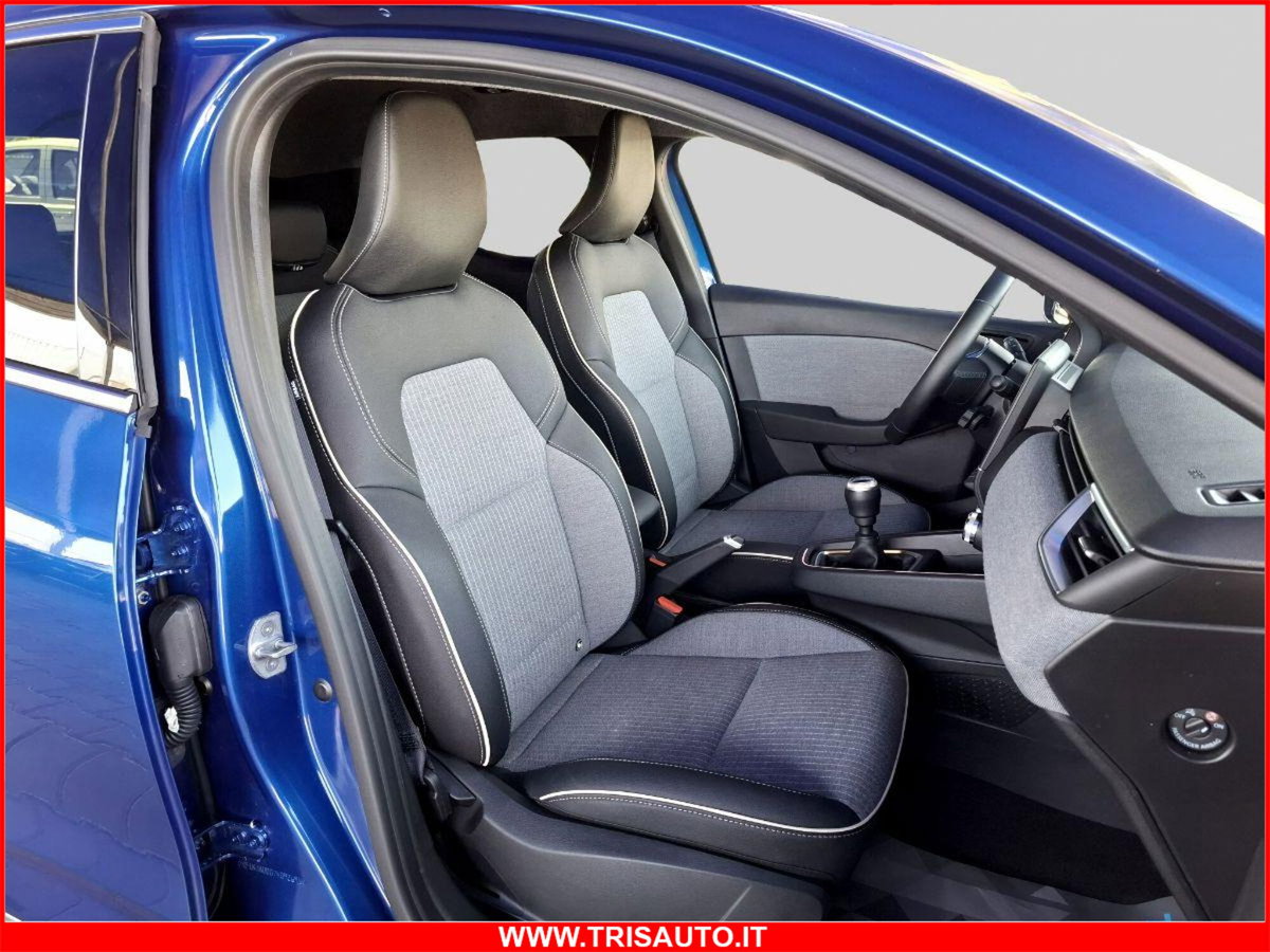 Renault Clio 1.0 eco-g Techno 100cv (8)