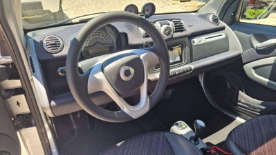 smart Fortwo 1000 52 kW MHD coupé pulse (10)