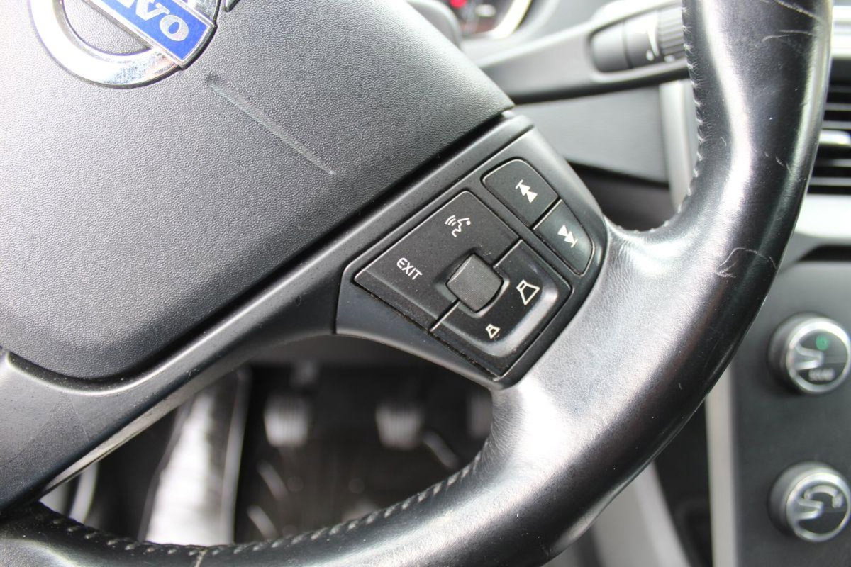 Volvo V40 D2 1.6 Kinetic (16)