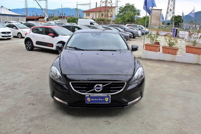 Volvo V40 D2 R-design Kinetic (2)