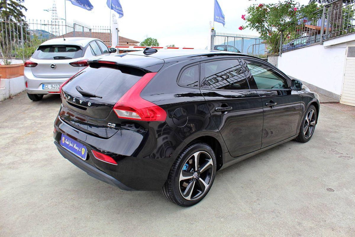 Volvo V40 D2 1.6 Kinetic (5)