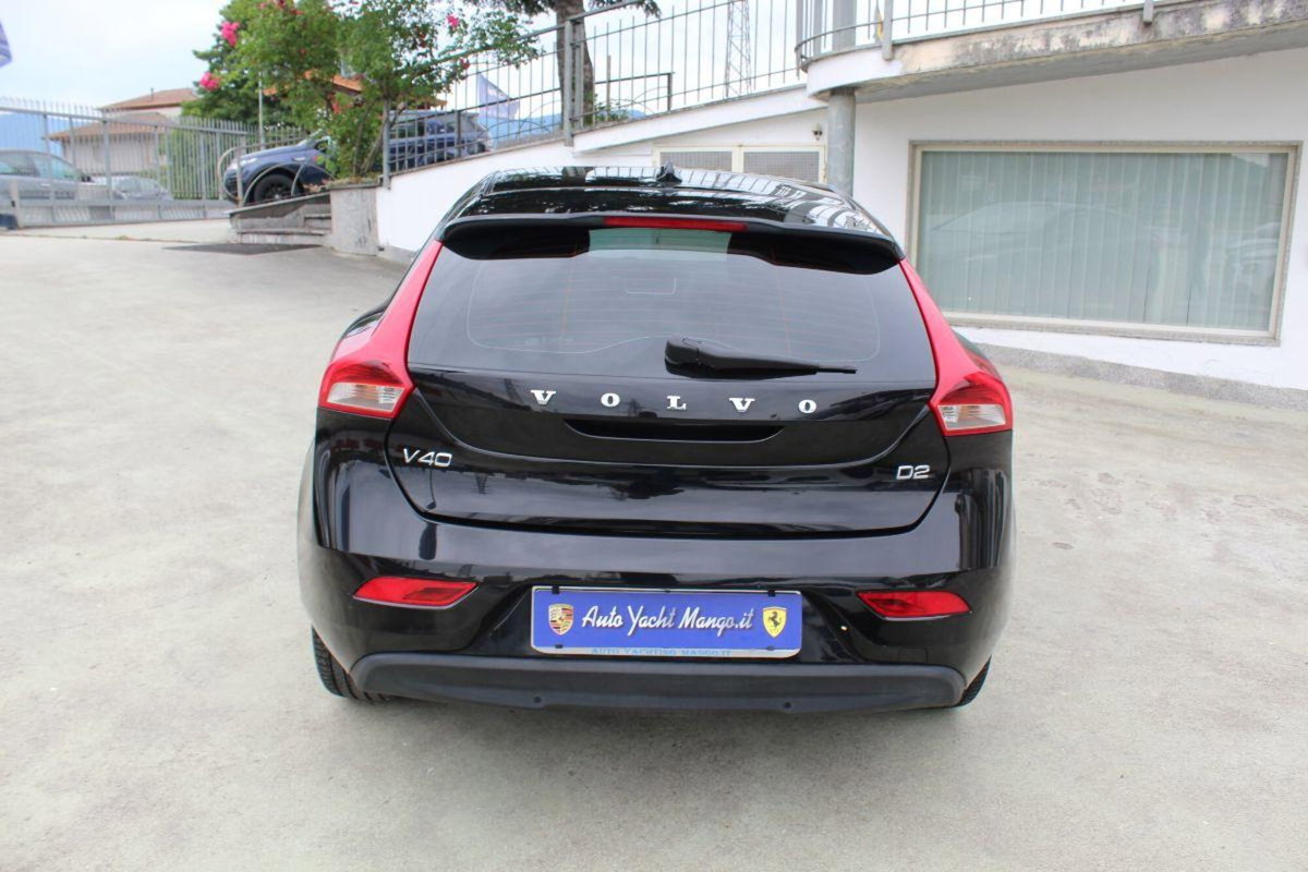 Volvo V40 D2 1.6 Kinetic (6)