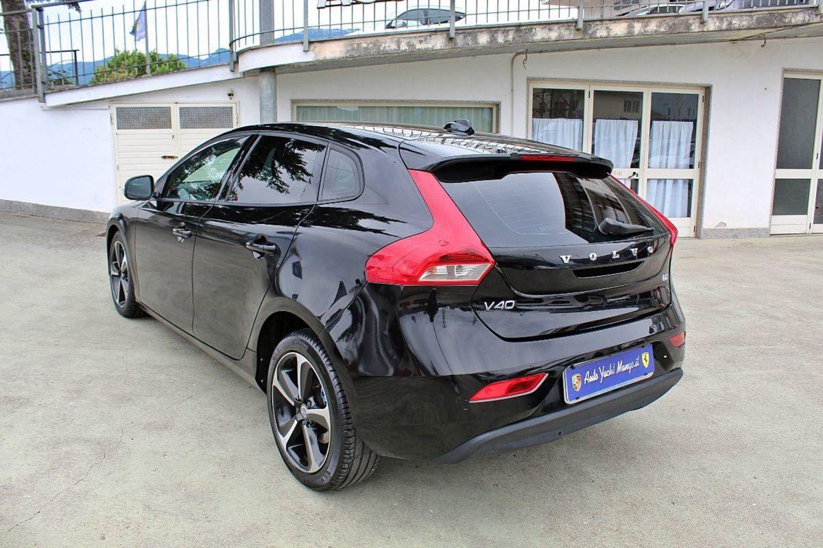 Volvo V40 D2 1.6 Kinetic (7)