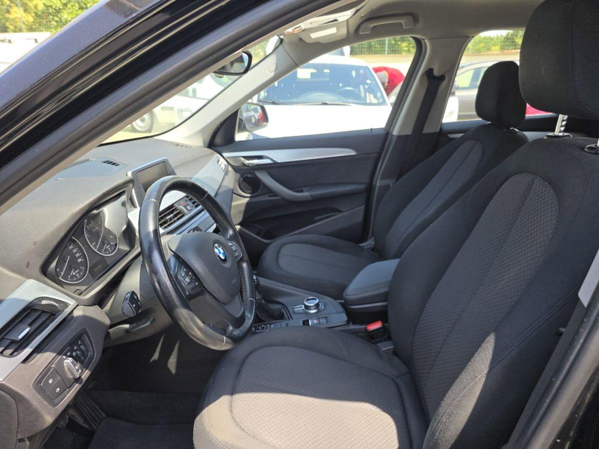 BMW X1 sDrive16d Business (9)