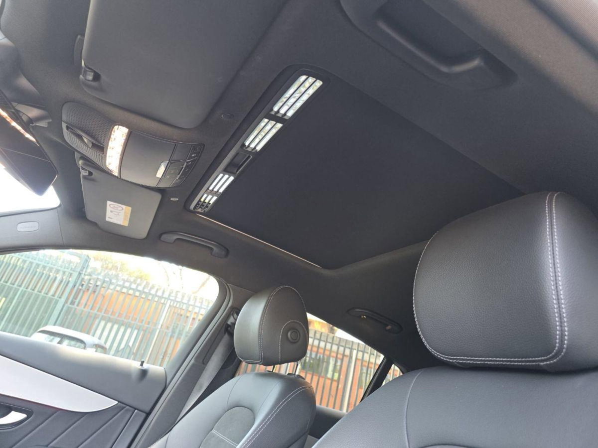 Mercedes-Benz GLC SUV 200 d 4Matic Premium Plus (17)