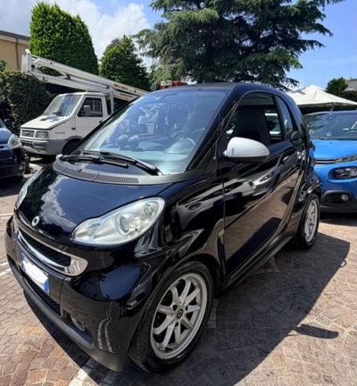 smart Fortwo 1000 52 kW MHD coupé passion (8)