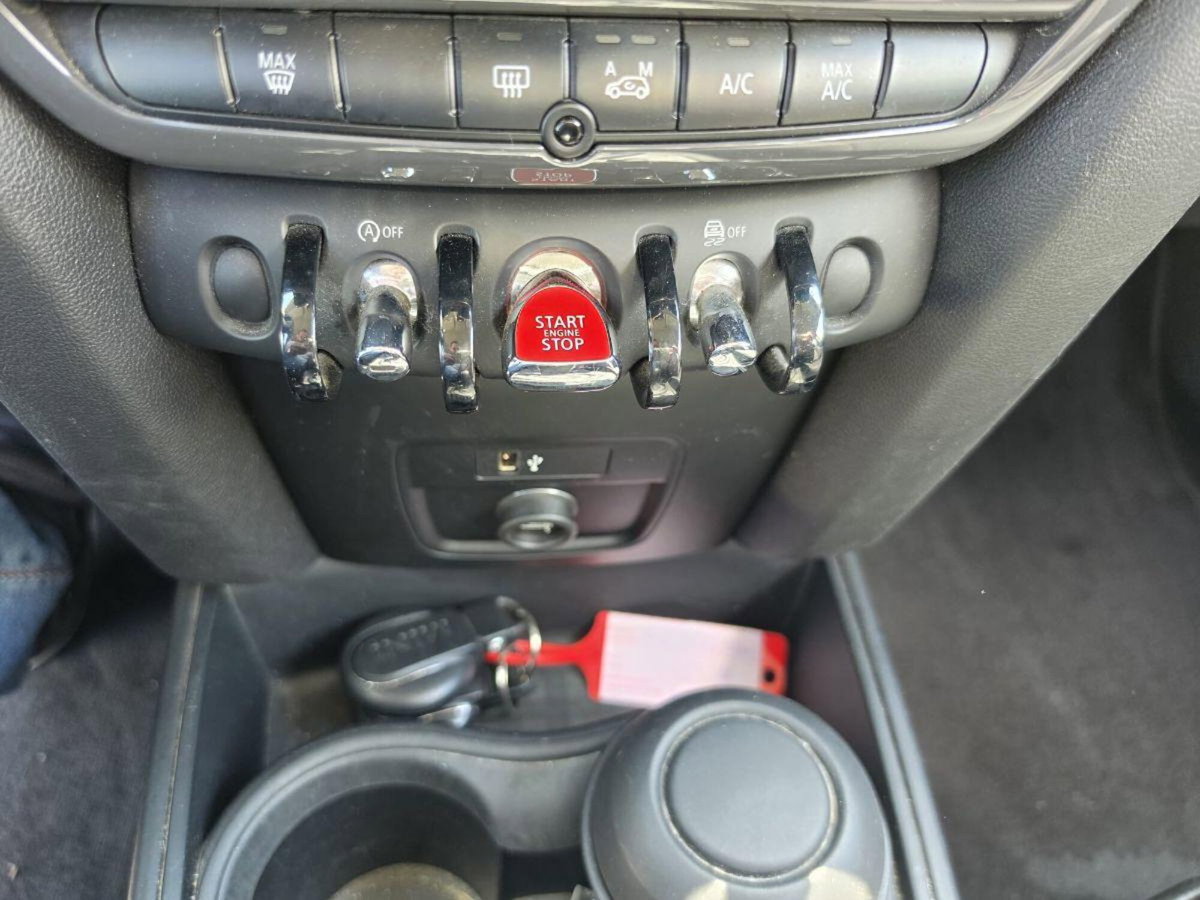 MINI Mini Countryman 2.0 Cooper D Hype Countryman (13)