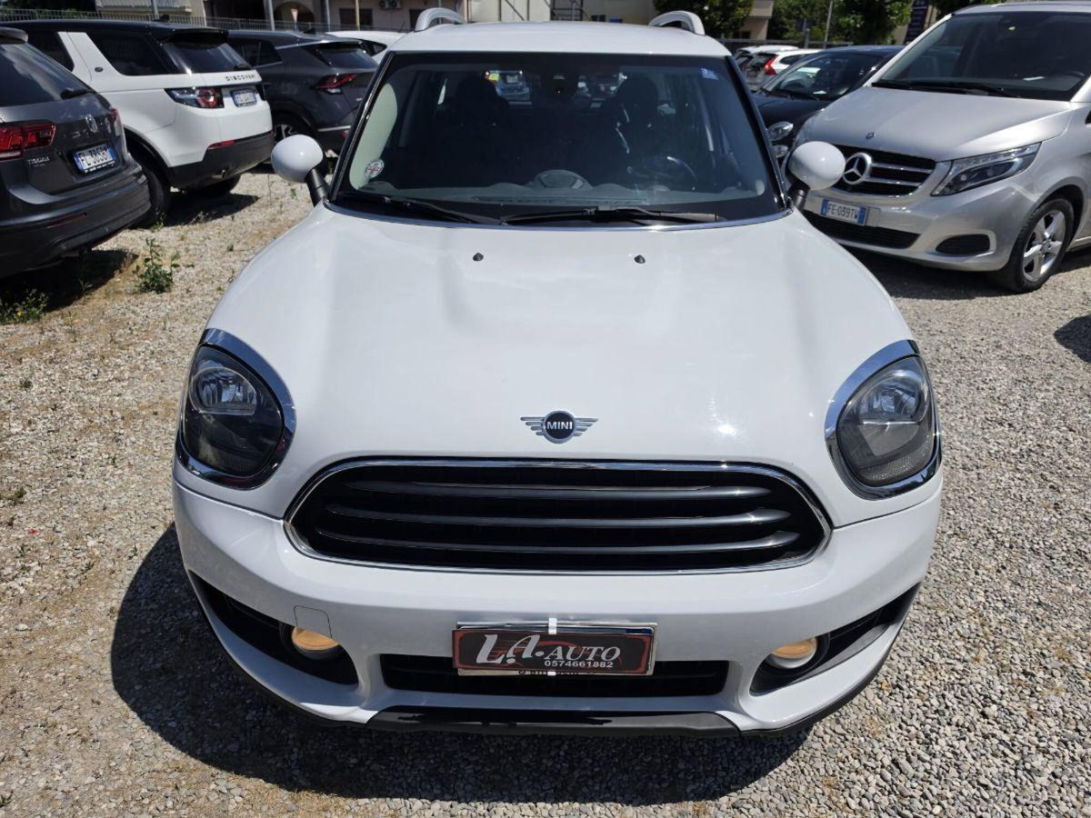 MINI Mini Countryman 2.0 Cooper D Hype Countryman (5)