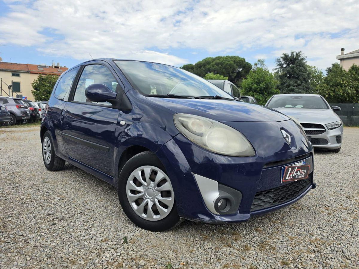 Renault Twingo 1.5 dCi 65CV Confort (2)