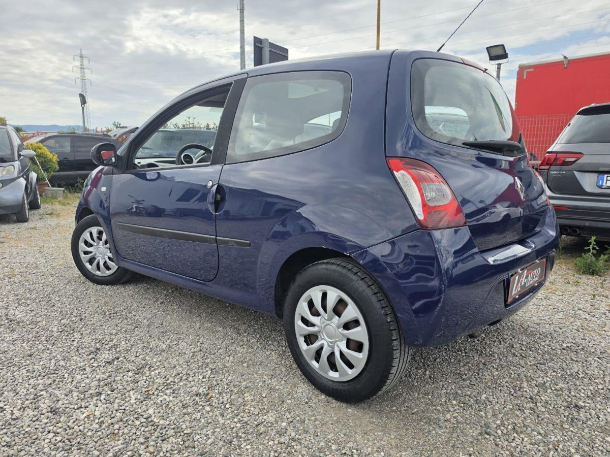 Renault Twingo 1.5 dCi 65CV Confort (3)