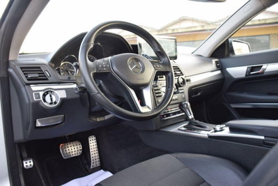 Mercedes-Benz Classe E Coupé 220 CDI Coupé Executive (5)