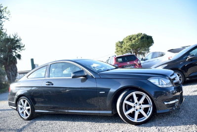 Mercedes-Benz Classe C Coupé 220 CDI Coupé Avantgarde (11)