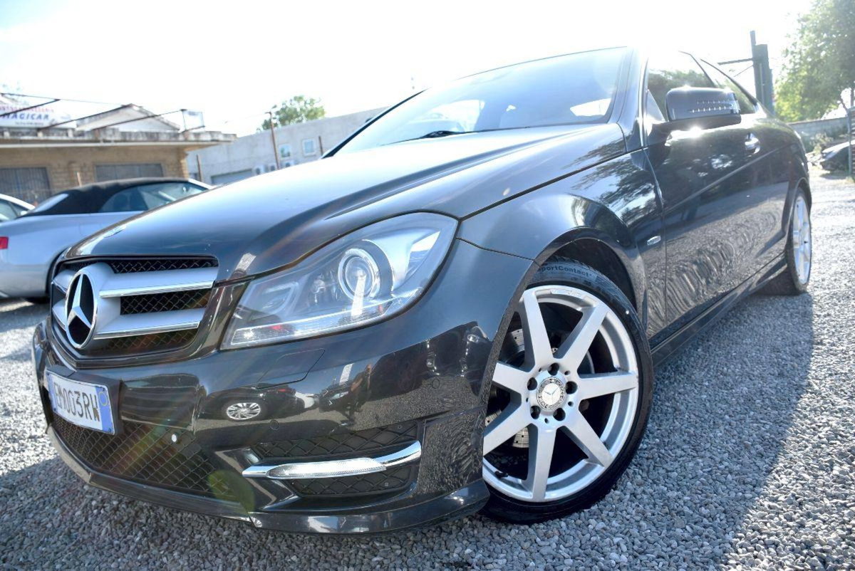 Mercedes-Benz Classe C Coupé 220 CDI Coupé Avantgarde (18)