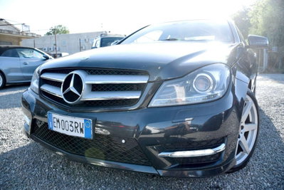 Mercedes-Benz Classe C Coupé 220 CDI Coupé Avantgarde (19)