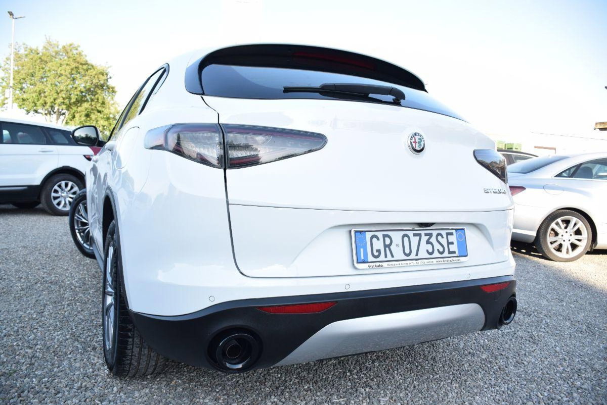 Alfa Romeo Stelvio Stelvio 2.2 Turbodiesel 160 CV AT8 RWD Sprint (20)