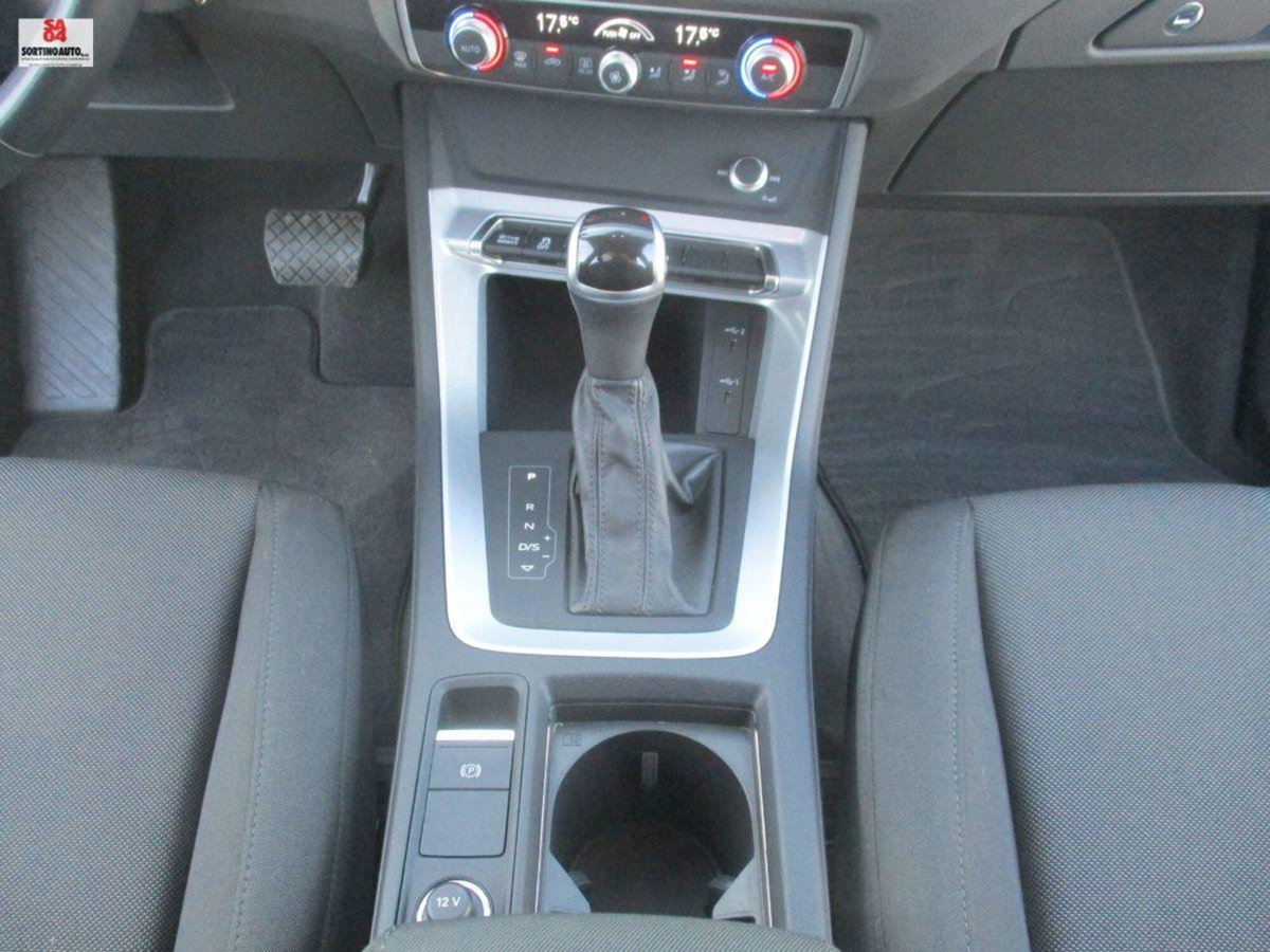 Audi Q3 Sportback 35 TDI S line edition (12)