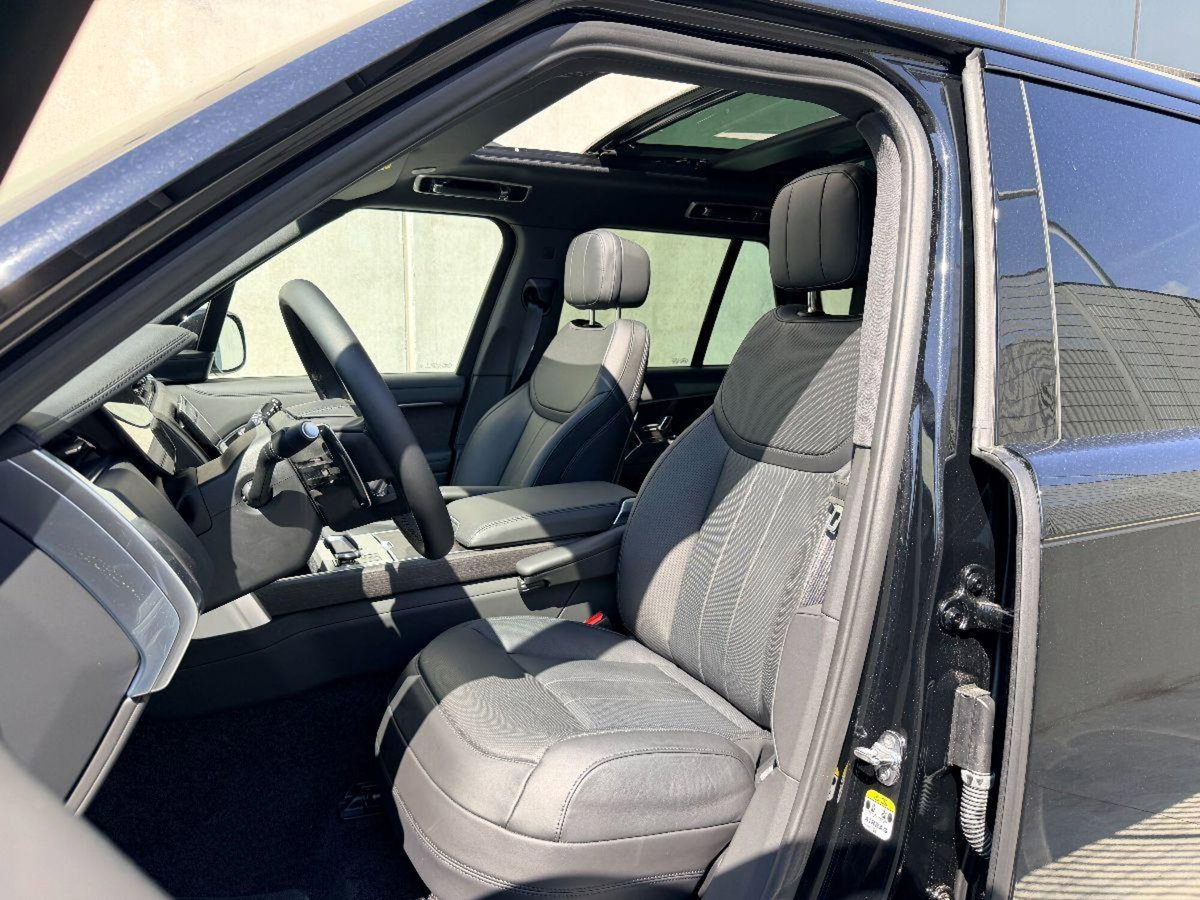 Land Rover Range Rover 3.0d i6 mhev Dark Edition awd 249cv auto (16)