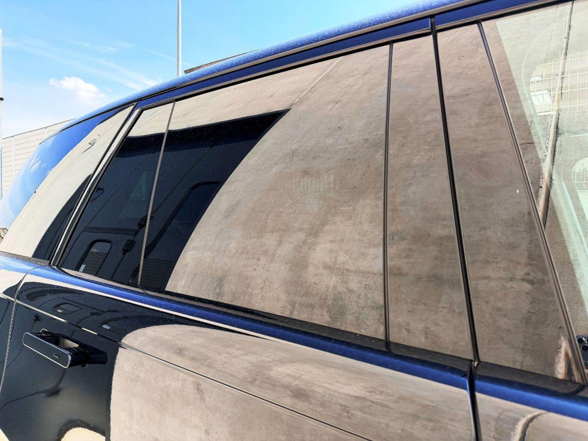 Land Rover Range Rover 3.0d i6 mhev Dark Edition awd 249cv auto (6)