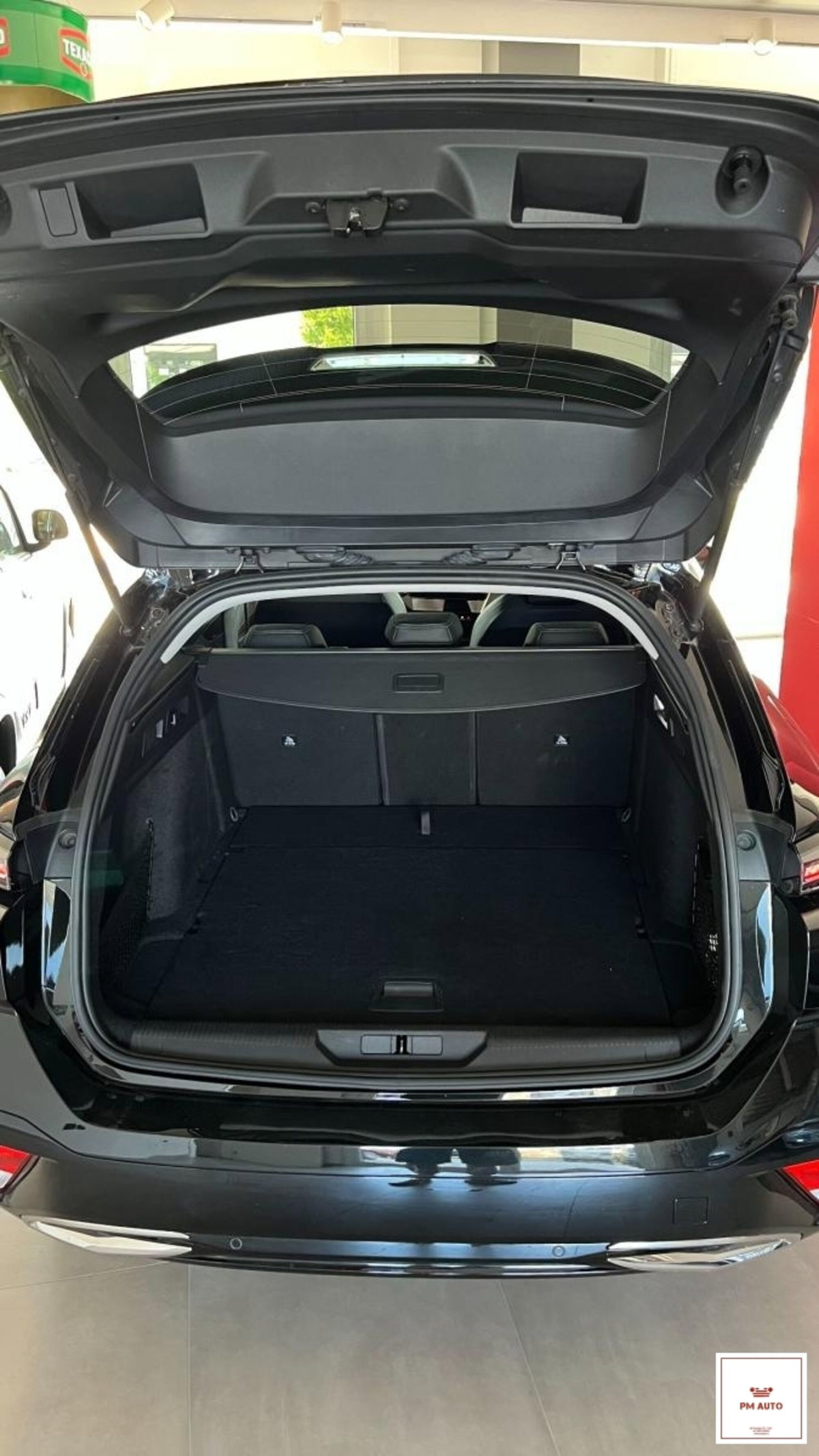 Peugeot 308 BlueHDi 130 S&S EAT8 Allure Pack (12)