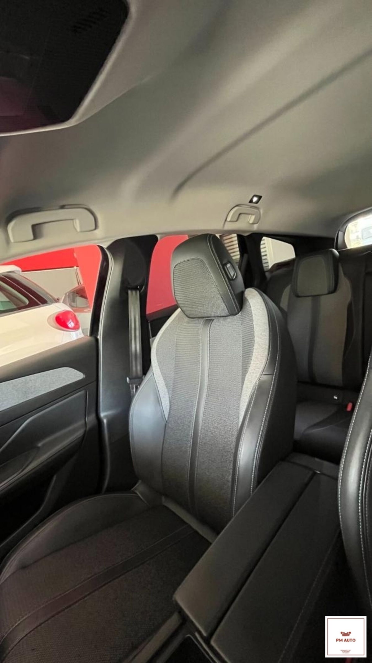 Peugeot 308 BlueHDi 130 S&S EAT8 Allure Pack (8)