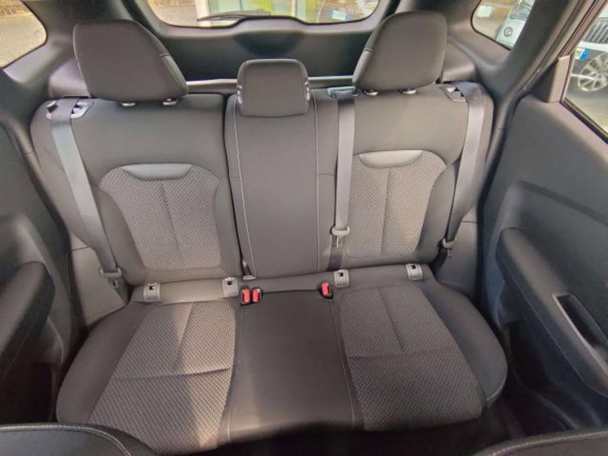 Renault Kadjar dCi 8V 115CV EDC Business (15)