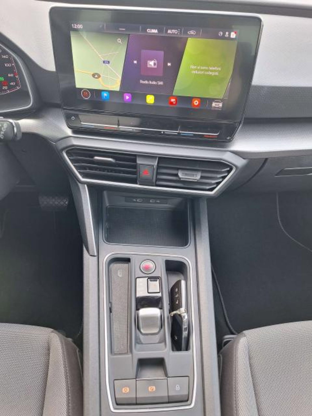 SEAT Leon ST Sportstourer 1.5 eTSI 150 CV DSG Business (10)