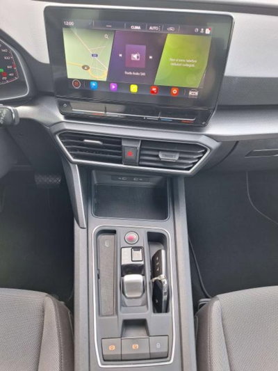 SEAT Leon ST Sportstourer 1.5 eTSI 150 CV DSG Business (10)