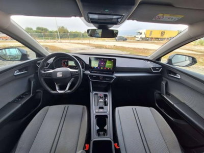 SEAT Leon ST Sportstourer 1.5 eTSI 150 CV DSG Business (8)