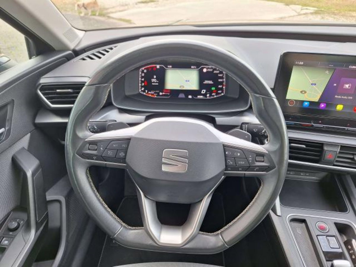 SEAT Leon ST Sportstourer 1.5 eTSI 150 CV DSG Business (9)